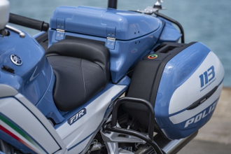 yamaha-fjr1300-polizia-7.thumb.jpg.b2e2ad02c274662385f178e8de5df5cd.jpg